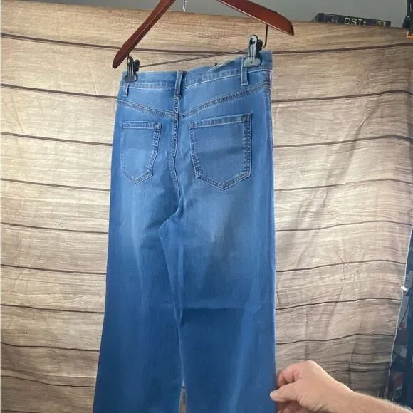 Ladies NWT size 8 average fit overall slimming jeans by Gloria Vanderbilt - Picture 6 of 13